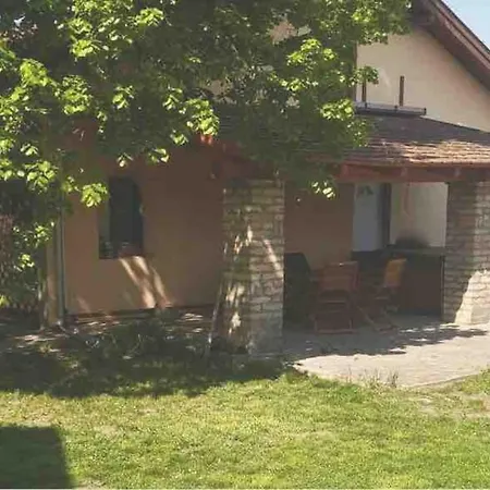 Holiday home Csendes Tanya *